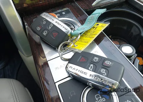 2016 Land Rover Range Rover 3.0L V6 Supercharged Hse z USA, uszkodzony, nr VIN SALGS2VF8GA255140